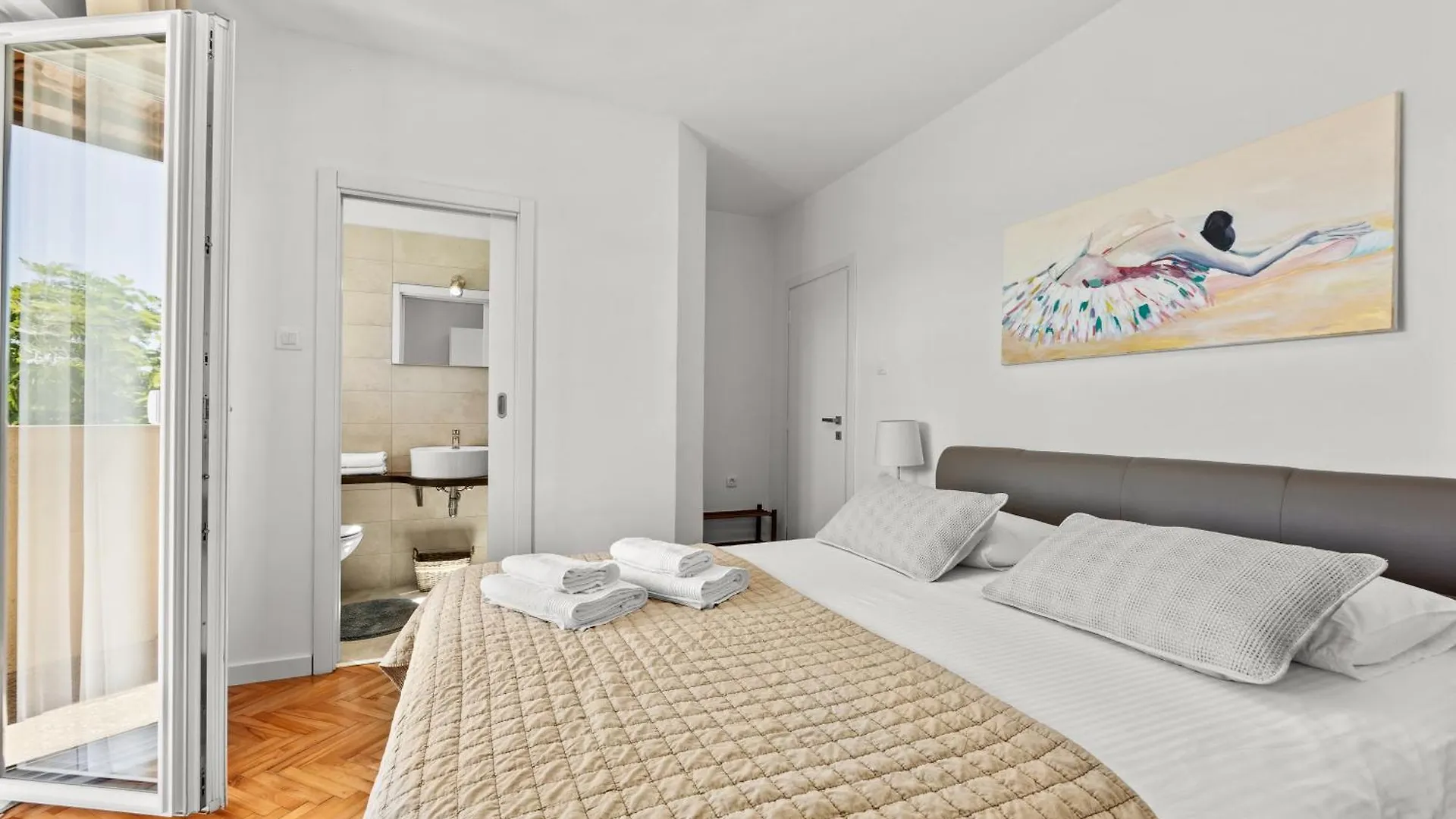 Holiday Home With Pool And Garden Trviz Croatie
